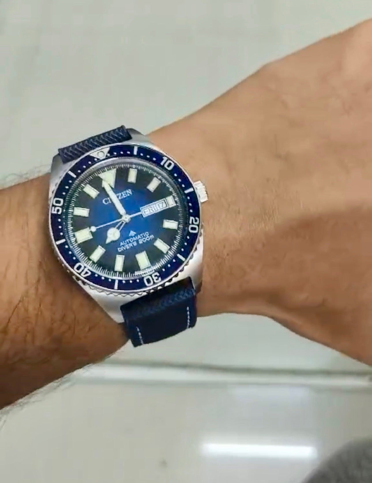 Voyager Hybrid Straps