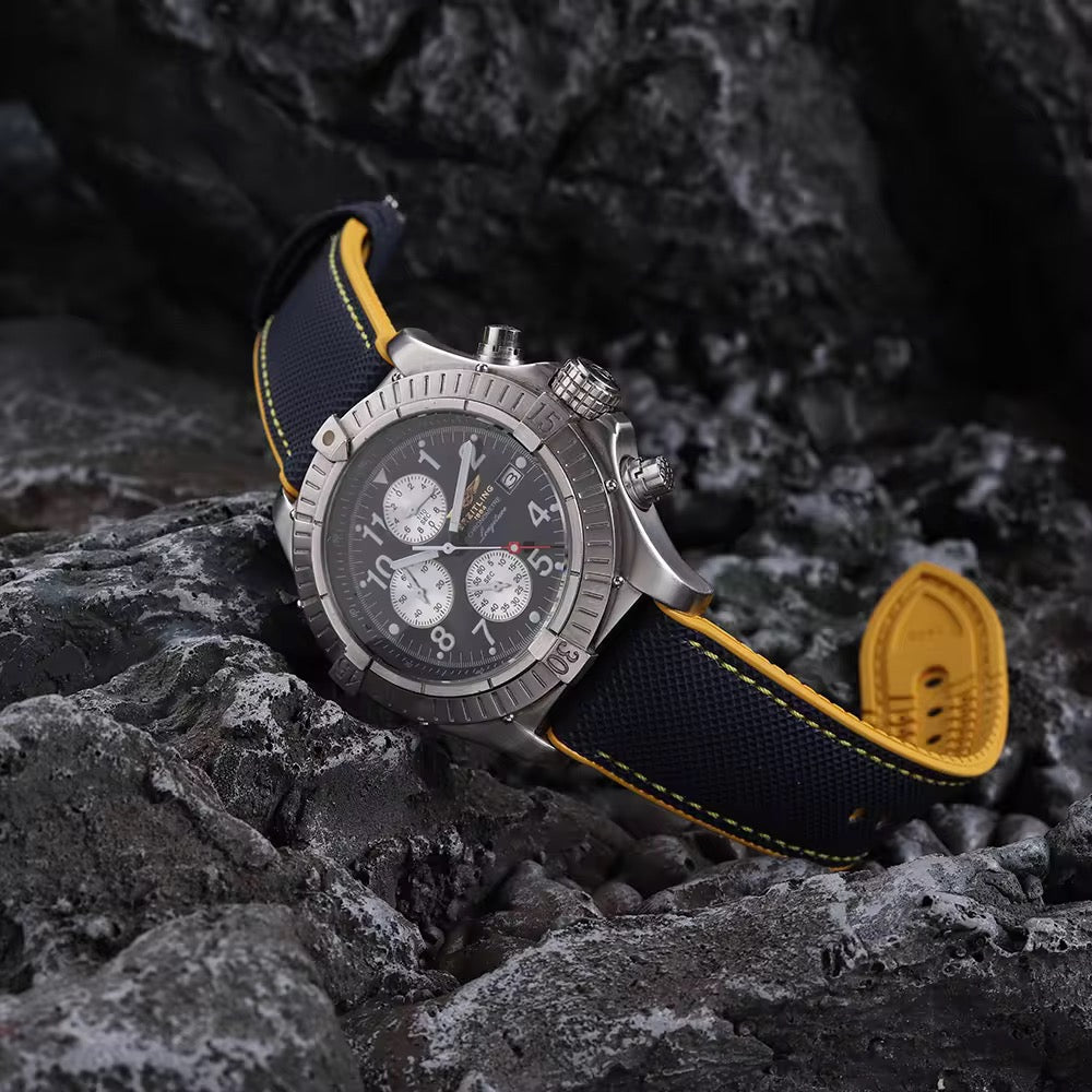 Voyager Hybrid Straps